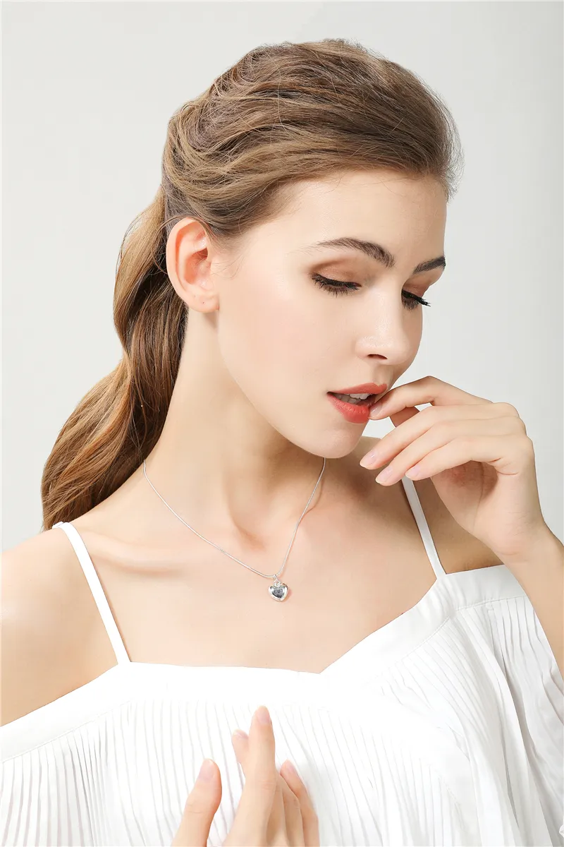 DOTEFFIL Silver Color Solid Small Heart Pendant Necklace 16-30 Inch Snake Chain For Women Wedding Charm Fashion Jewelry