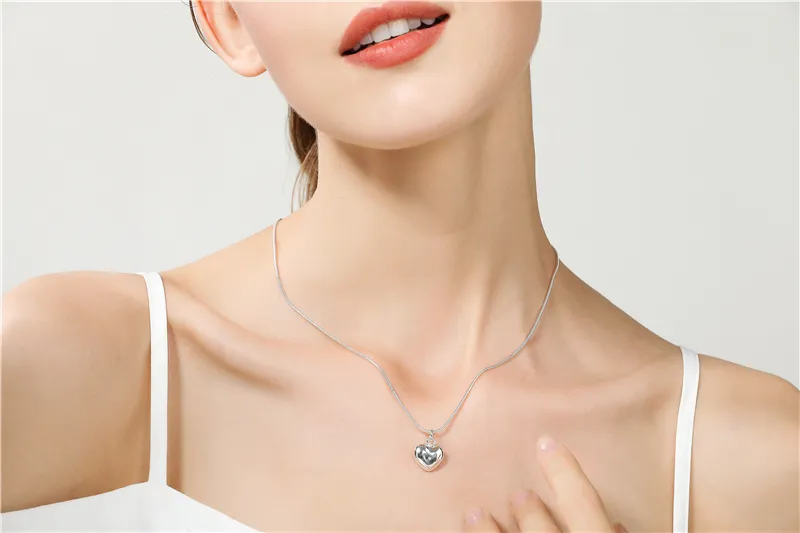 DOTEFFIL Silver Color Solid Small Heart Pendant Necklace 16-30 Inch Snake Chain For Women Wedding Charm Fashion Jewelry