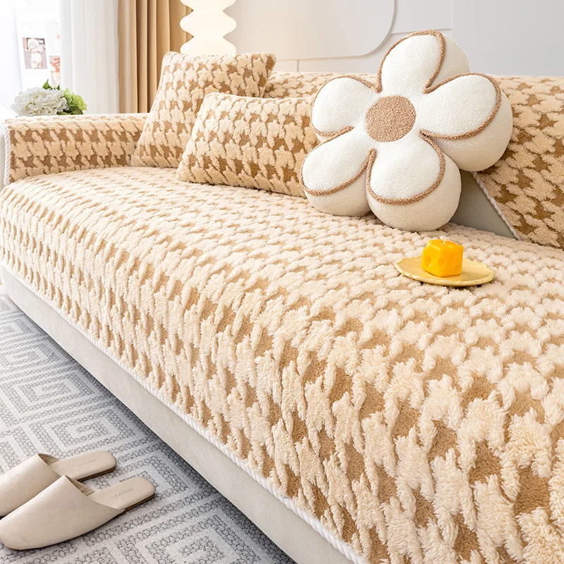 Tooth_Sofa_Cushion